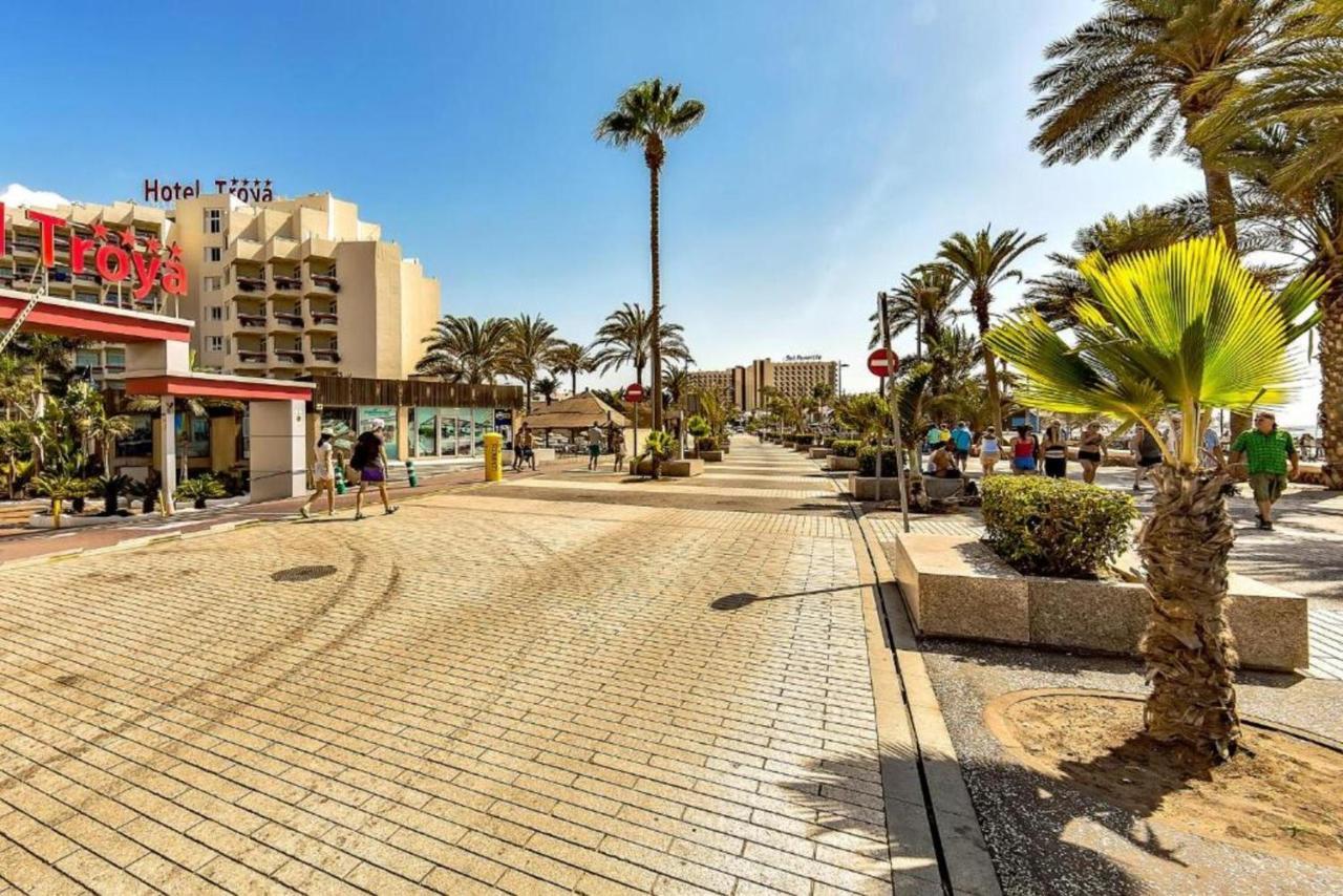 Two Bedroom Apartment With Wifi, Close To The Beach, In Playa De Las Americas ภายนอก รูปภาพ